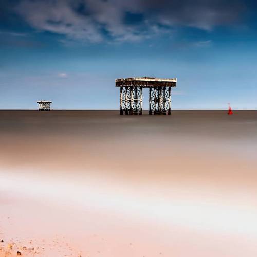Une pose longue de 30 secondes pour transformer le mouvement de l’eau en un miroir de soie et donner à ces structures une dimension presque surréaliste. ✨

📷 beartomcat

Pour obtenir une telle clarté et une neutralité des couleurs parfaite, le secret réside dans la qualité du verre. Chez Kase Filters, nous concevons nos filtres en verre optique haute définition, résistants aux chocs et dotés de revêtements nano-hydrophobes pour vous accompagner sur tous les terrains, même les plus rudes.

Que vous soyez adepte des filtres circulaires, du système magnétique ou des filtres carrés 100mm, notre matériel est pensé pour libérer votre créativité sans aucun compromis sur la piqué de l’image.

🔥 OFFRE DE FIN D’ANNÉE 🔥

L’année touche à sa fin, mais vos plus belles photos restent à venir. C’est le moment idéal pour craquer sur le kit de vos rêves ou offrir (se faire offrir !) le meilleur de la technologie optique.

Profitez de nos conditions privilèges actuellement disponibles sur notre boutique en ligne. Ne tardez pas : vous avez jusqu’au 31 décembre pour bénéficier de nos tarifs préférentiels et attaquer 2026 avec un matériel de pro.

👉 Cliquez sur le lien en bio pour voir les stocks disponibles !