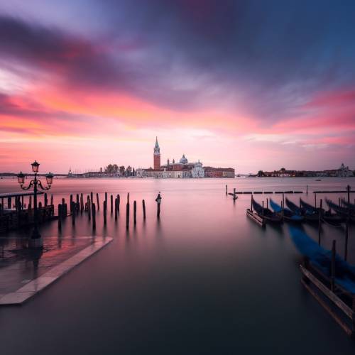 🤩 @stefan_rodriguez_photographies nous emmène à Venise avec ce magnifique lever de soleil en pose longue !

Une combinaison de filtre classique mais rudement efficace, bravo Stéphane !

📍 Venise, Italie
📸 Nikon D850 + 16-35 F/4
🎛️ F/13 • 30s • 16mm • 160ISO
🪟 ND64 + GND8 (0.9)

#teamkase #kasefiltersfrance #longexposure #poselongue @kase_filters_global @kaseglobal #nikon @venice_italy_venise @venicetravelers @veneziacityitaly @kaseglobal @kase_filters_global #kaseglobal @kasefilterswitzerland @kase_filter_australia @kasefilters.de @kasefilters_australia @kasefiltersbenelux @kasefilters_nl @kasefiltersnz @kasefiltersiceland @kase.italia @kasefilteritaly @kase_europe @kasefilters_canada @kasefiltersargentina @kasefilters_usa
